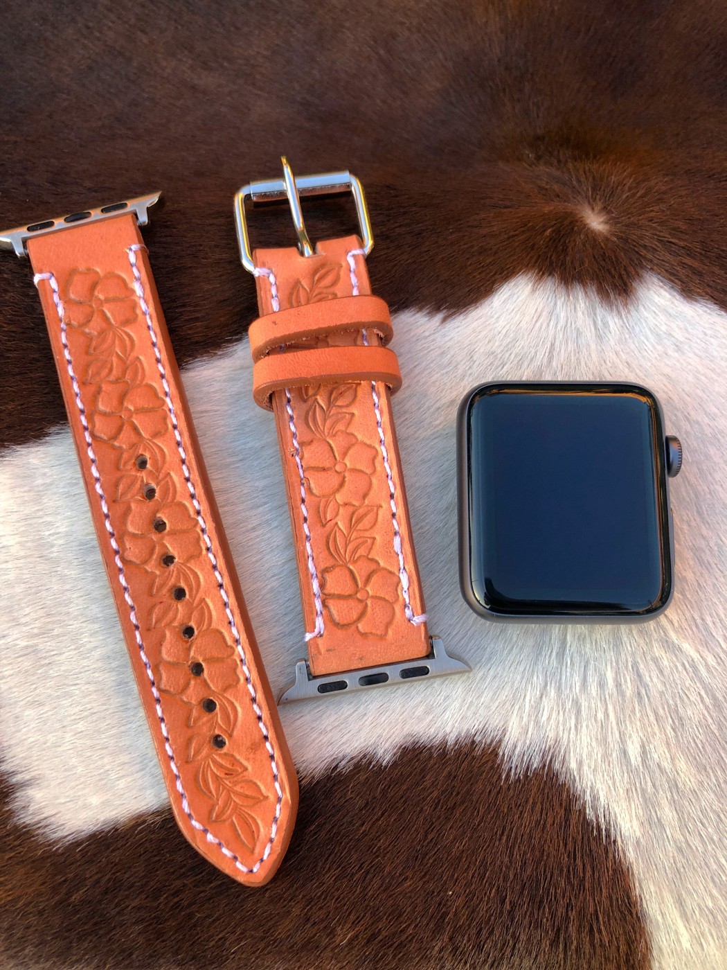 Florecita ” Tooled Leather Apple Watch Band ( Natural ) | Ale Accessories