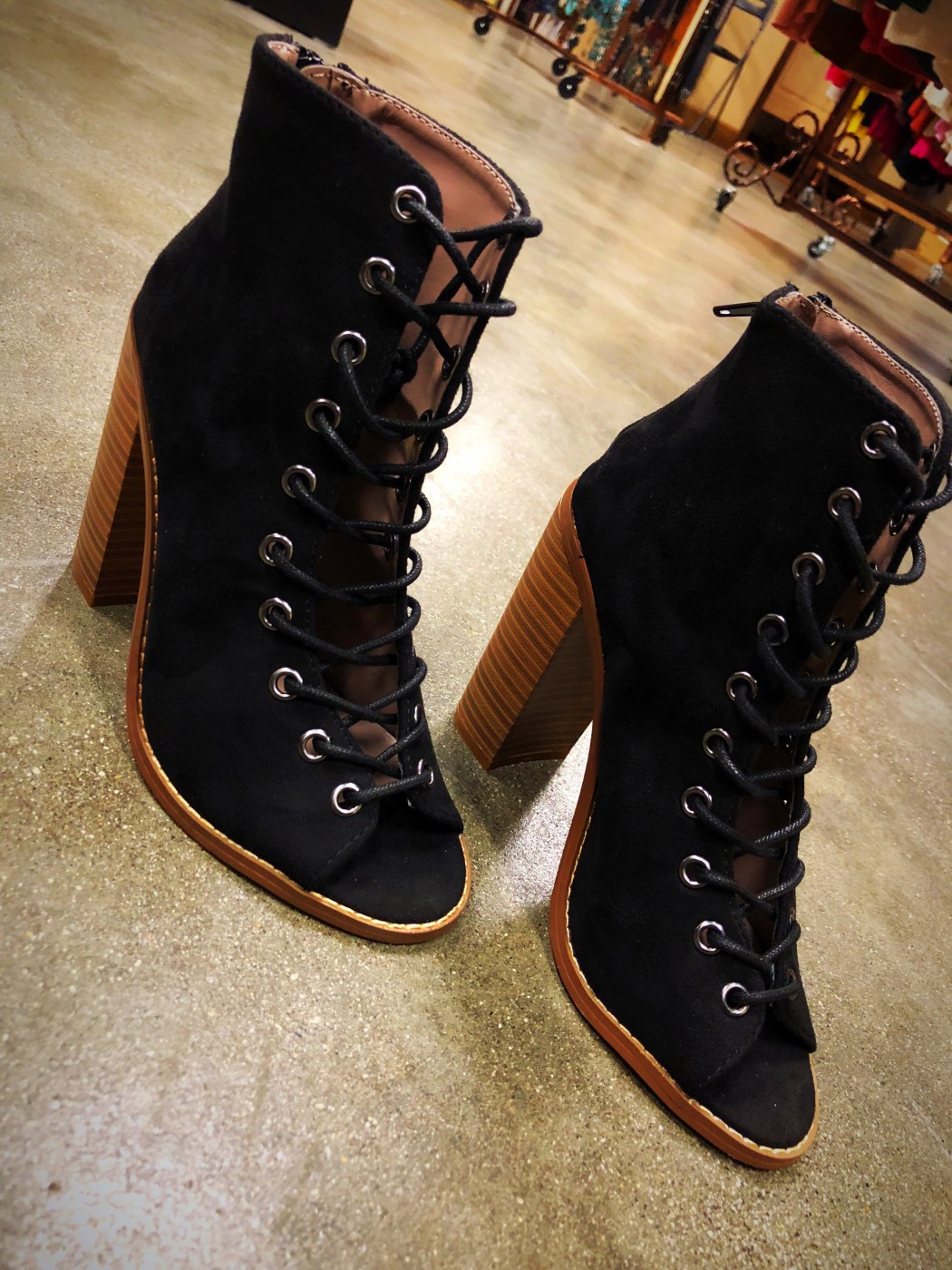 women-s-lace-up-chunky-booties-black-ale-accessories