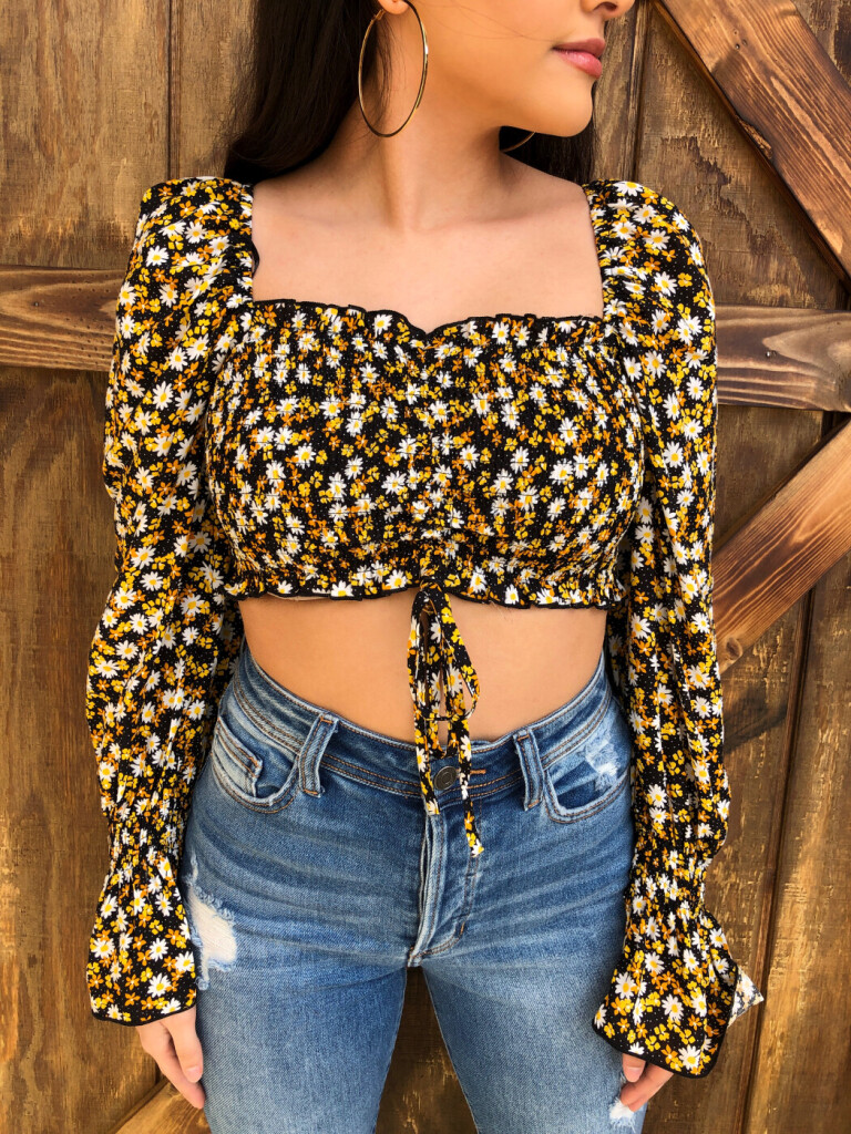 Lauren ” Floral Ruched Detail Crop Top ( Navy / Yellow ) – Ale Accessories