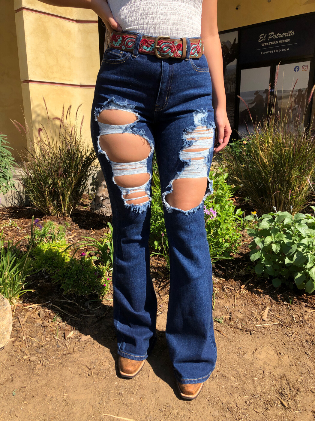 Zoey “High Rise Distress Super Jeans ( Blue ) – Ale Accessories
